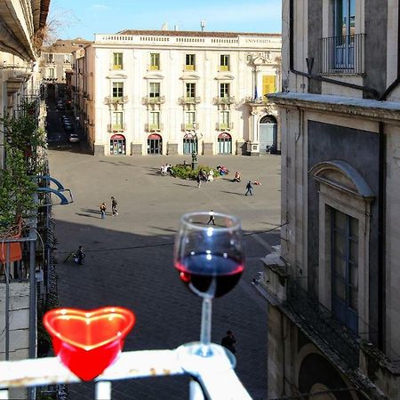 Sicily Wonderful Piazza Universita' Villa Catania Exterior photo